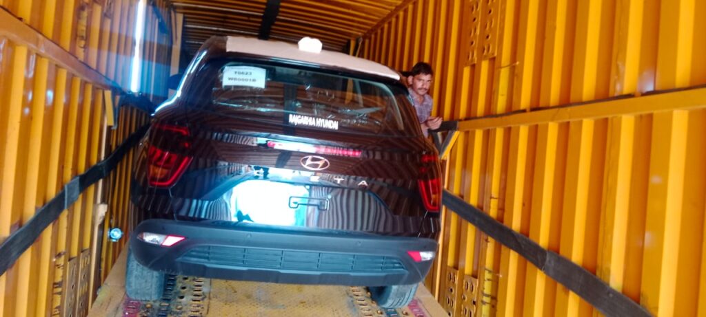 Car Transportation From Bhubaneswar to Mumbai